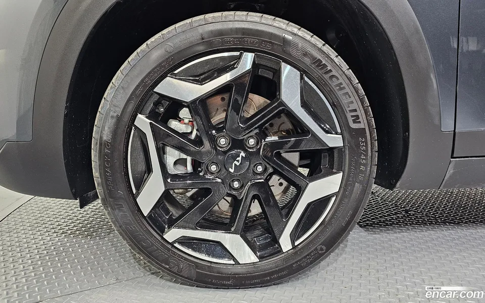 Kia Seltos 1.6 4WD 2023 — миниатюра 2