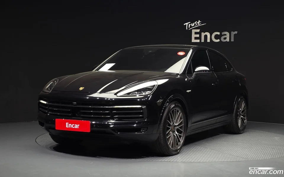 Porsche Cayenne 3.0 E- 2022 — фото 1, купить с доставкой в Москву