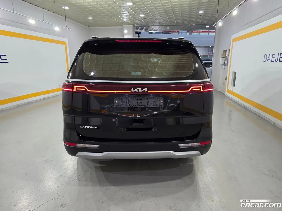 Kia Carnival 9 2022 — миниатюра 4