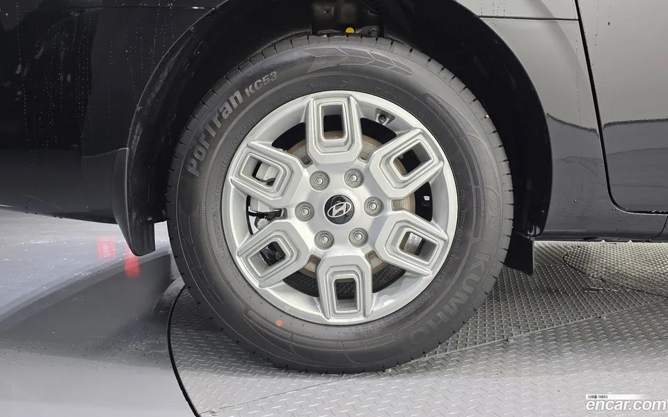 Hyundai Staria HEV 1.6 9 2025 — миниатюра 5