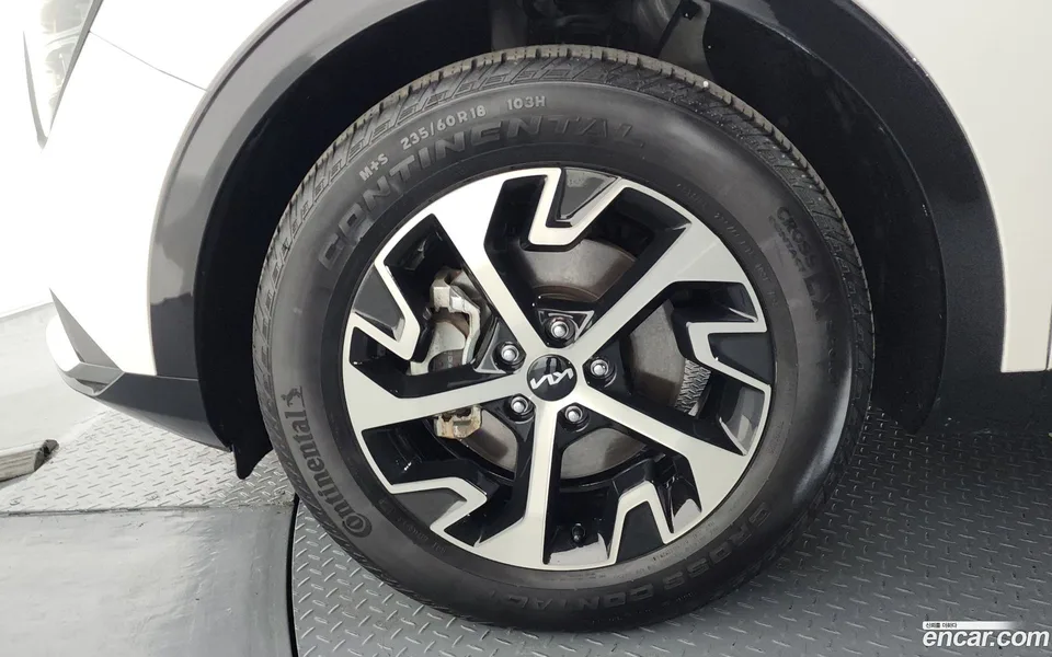Kia Sportage Hybrid 2WD 2023 — миниатюра 2