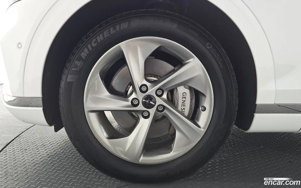 Genesis GV70 2.5T 2WD 2024 — миниатюра 5