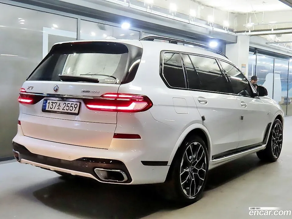 BMW X7 xDrive 40d M 6 2023 — миниатюра 4