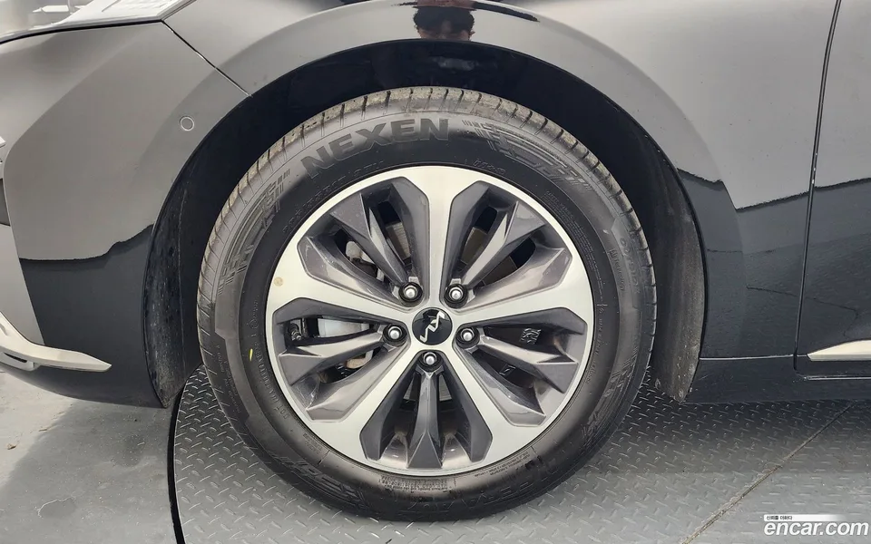 Kia K8 Hybrid 2022 — миниатюра 2