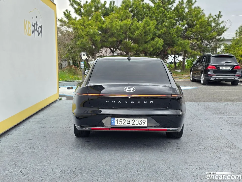 Hyundai Grandeur 2.5 2WD 2024 — миниатюра 4