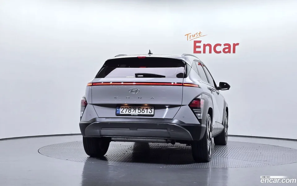 Hyundai Kona 1.6 2WD 2023 — миниатюра 4
