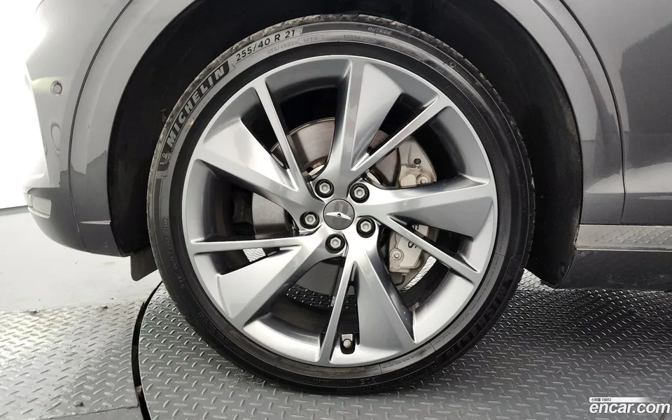 Genesis GV70 2.5T 2WD 2022 — миниатюра 2