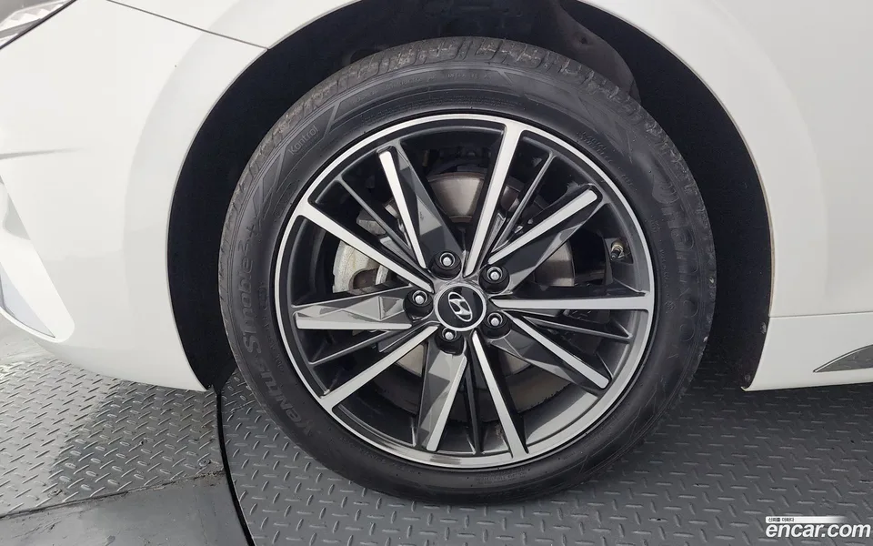 Hyundai Grandeur IG 2.5 2022 — миниатюра 2