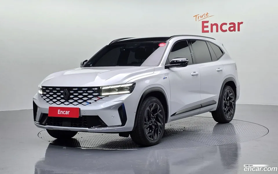 Renault Samsung Grand Koleos 1.5 E-TECH 2WD 2024 — фото 1, купить с доставкой в Москву