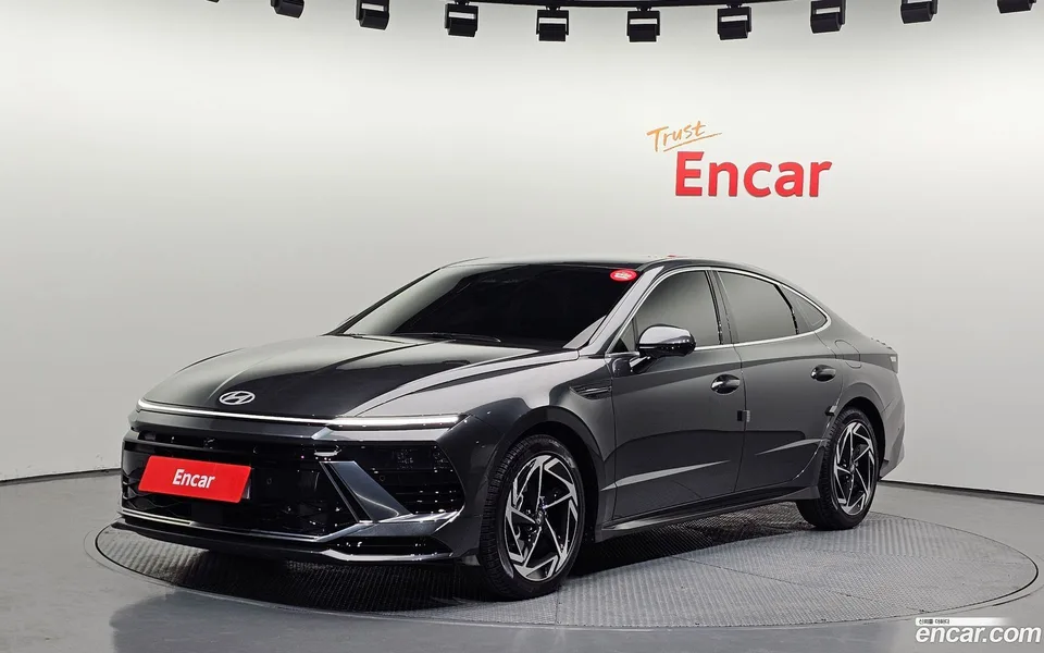 Hyundai Sonata The Edge Hybrid 2025 — фото 1, купить с доставкой в Москву
