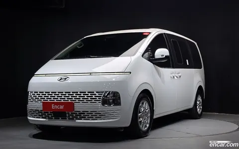 Hyundai Staria 2024 buy in Moscow