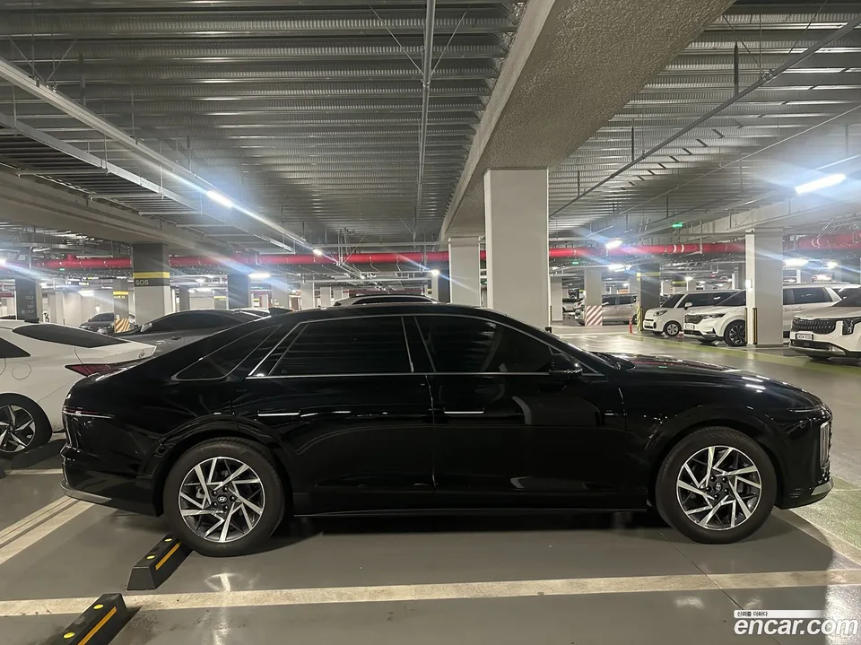 Hyundai Grandeur Hybrid 2024 — миниатюра 4