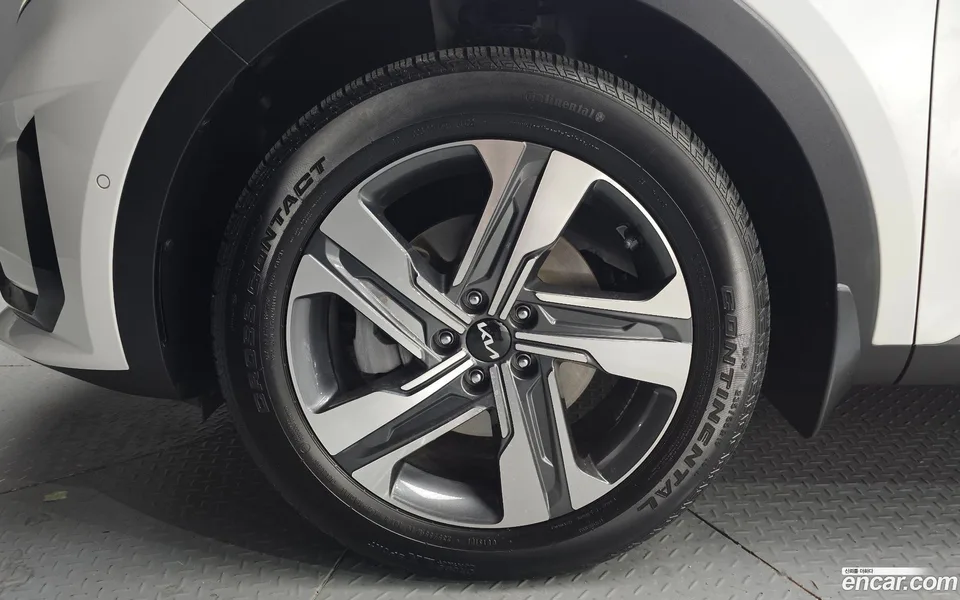 Kia Sorento HEV 1.6 2WD 2023 — миниатюра 2