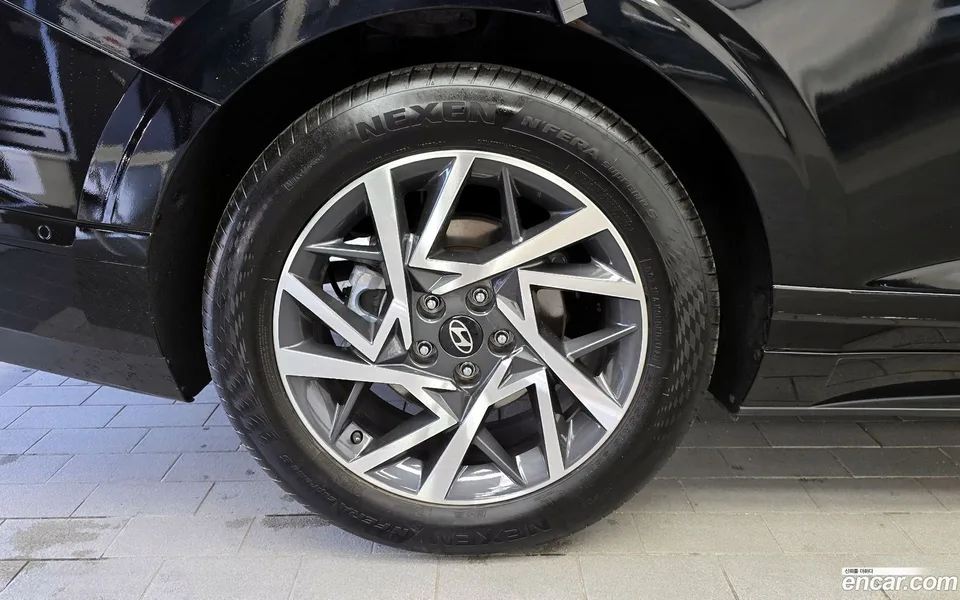 Hyundai Grandeur 2.5 2WD 2023 — миниатюра 5