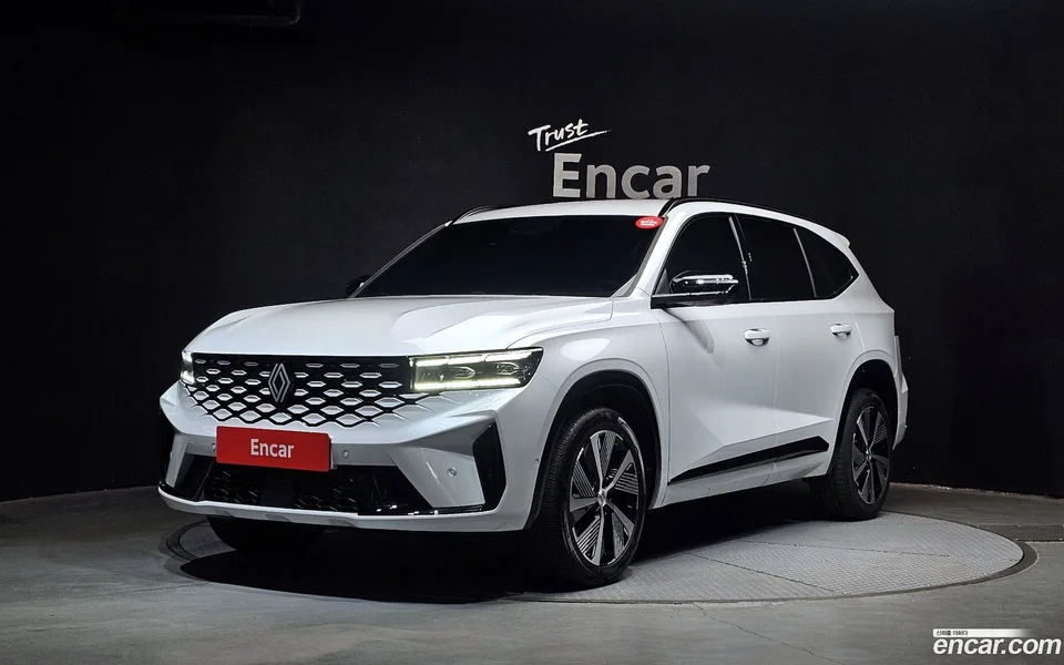 Renault Samsung Grand Koleos 1.5 E-TECH 2WD 2024 — фото 1, купить с доставкой в Москву