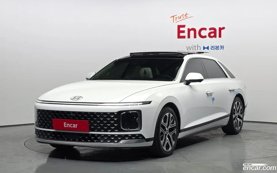 Hyundai Grandeur Hybrid 2023 — фото 1, купить с доставкой в Москву