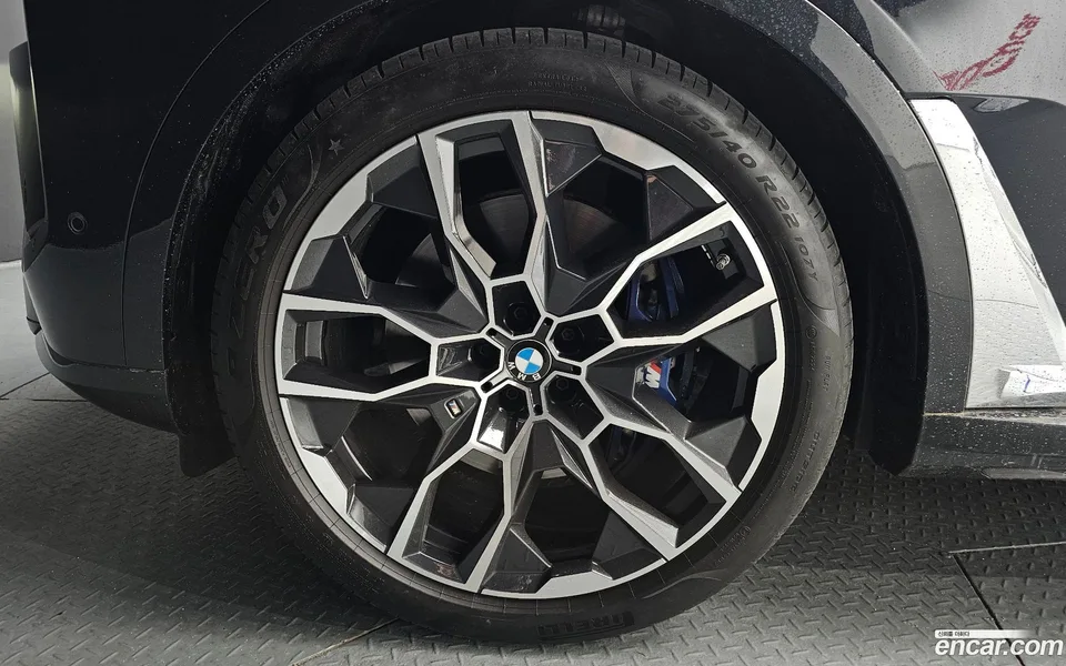 BMW X7 xDrive 40i M 6 2025 — миниатюра 2