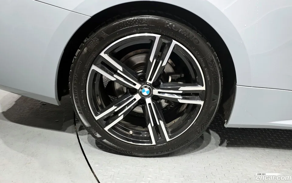 BMW 4 Series 420i M 2023 — миниатюра 5