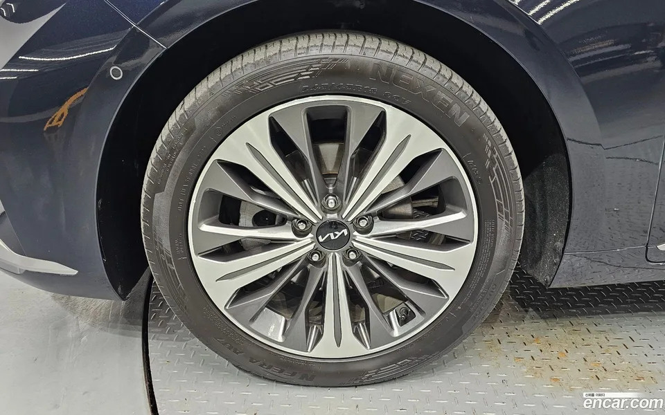 Kia K8 Hybrid 2022 — миниатюра 2