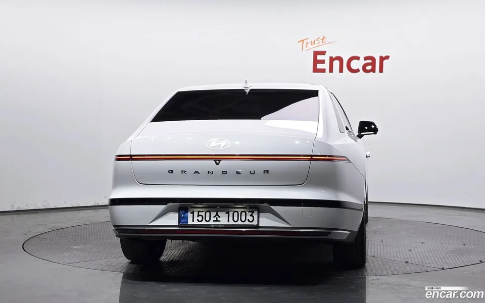 Hyundai Grandeur 2.5 2WD 2023 — миниатюра 4