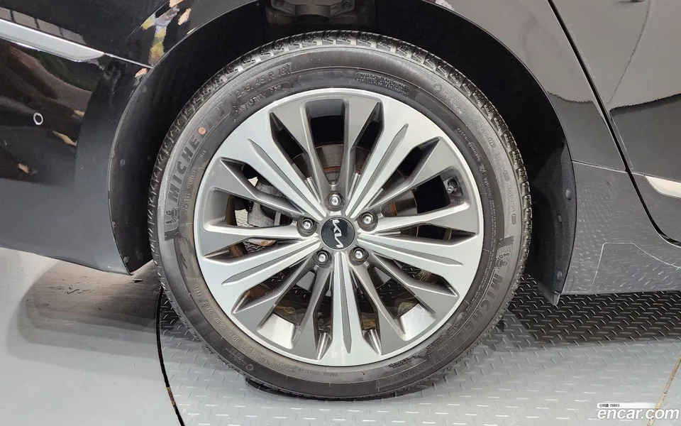 Kia K8 2.5 2WD 2023 — миниатюра 5
