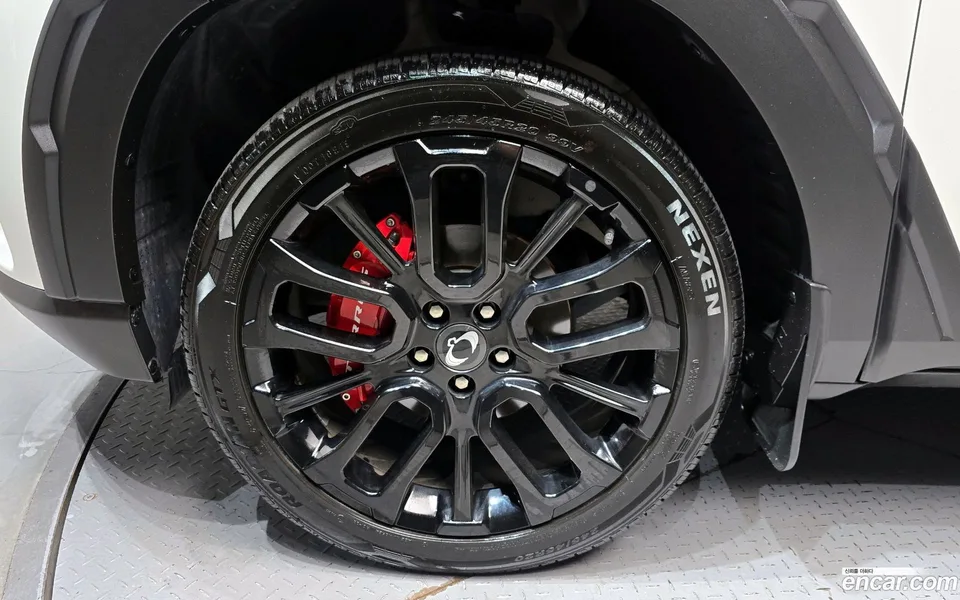KG Mobility Torres 1.5 2WD 2023 — thumbnail 5