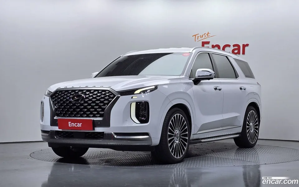 Hyundai Palisade 2.2 2WD 2022 — фото 1, купить с доставкой в Москву