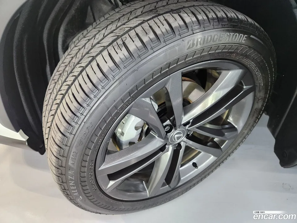 Lexus NX 350h 2025 — миниатюра 2