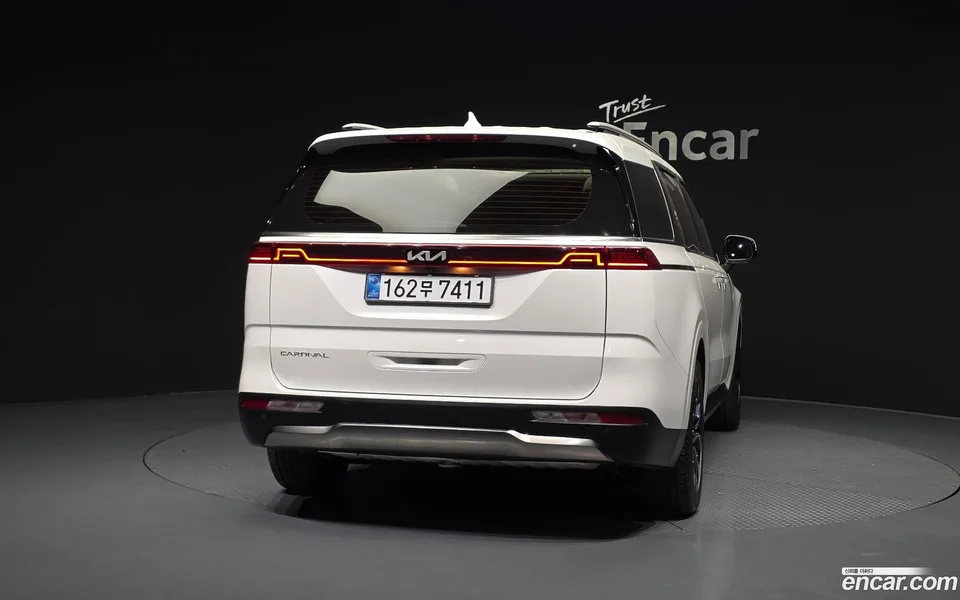 Kia Carnival 9 2022 — миниатюра 4