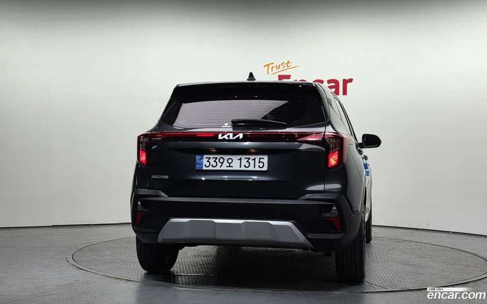 Kia Seltos 2.0 2WD 2024 — миниатюра 4