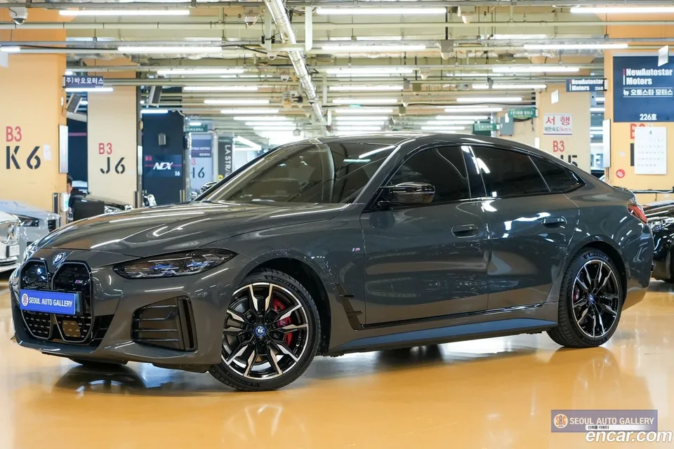 BMW i4 2023