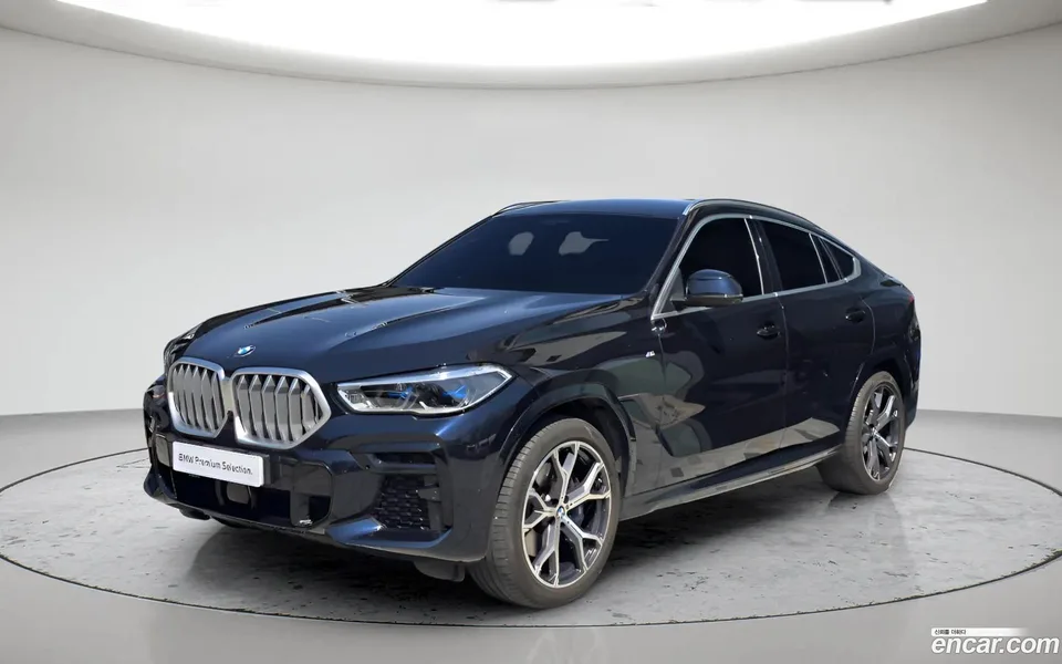 BMW X6 xDrive30d M 2023 — фото 1, купить с доставкой в Москву