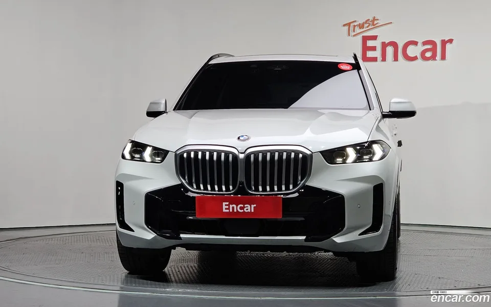 BMW X5 xDrive 40i M 2024 — миниатюра 3