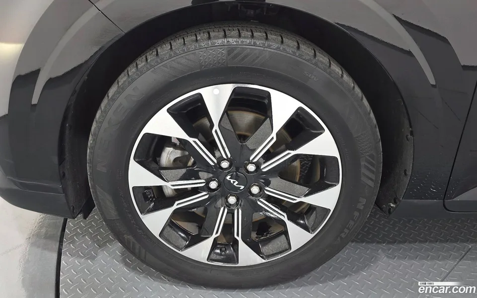 Kia Carnival 9 2022 — миниатюра 2