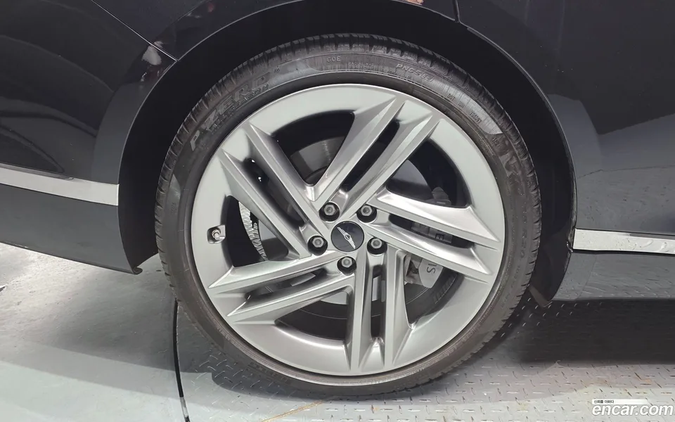 Genesis G80 2.5 AWD 2024 — миниатюра 2