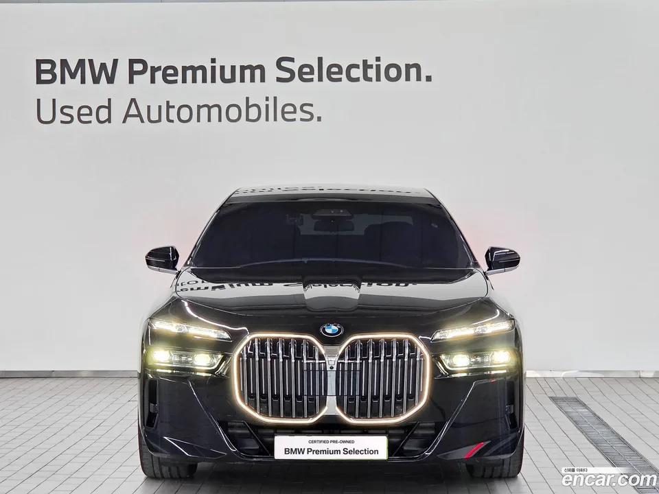 BMW 7 Series 740d xDrive M 2024 — миниатюра 3