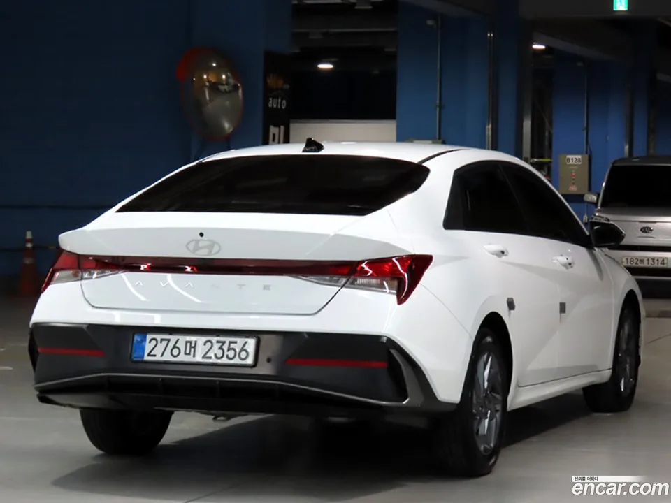 Hyundai Avante CN7 1.6 2025 — миниатюра 4