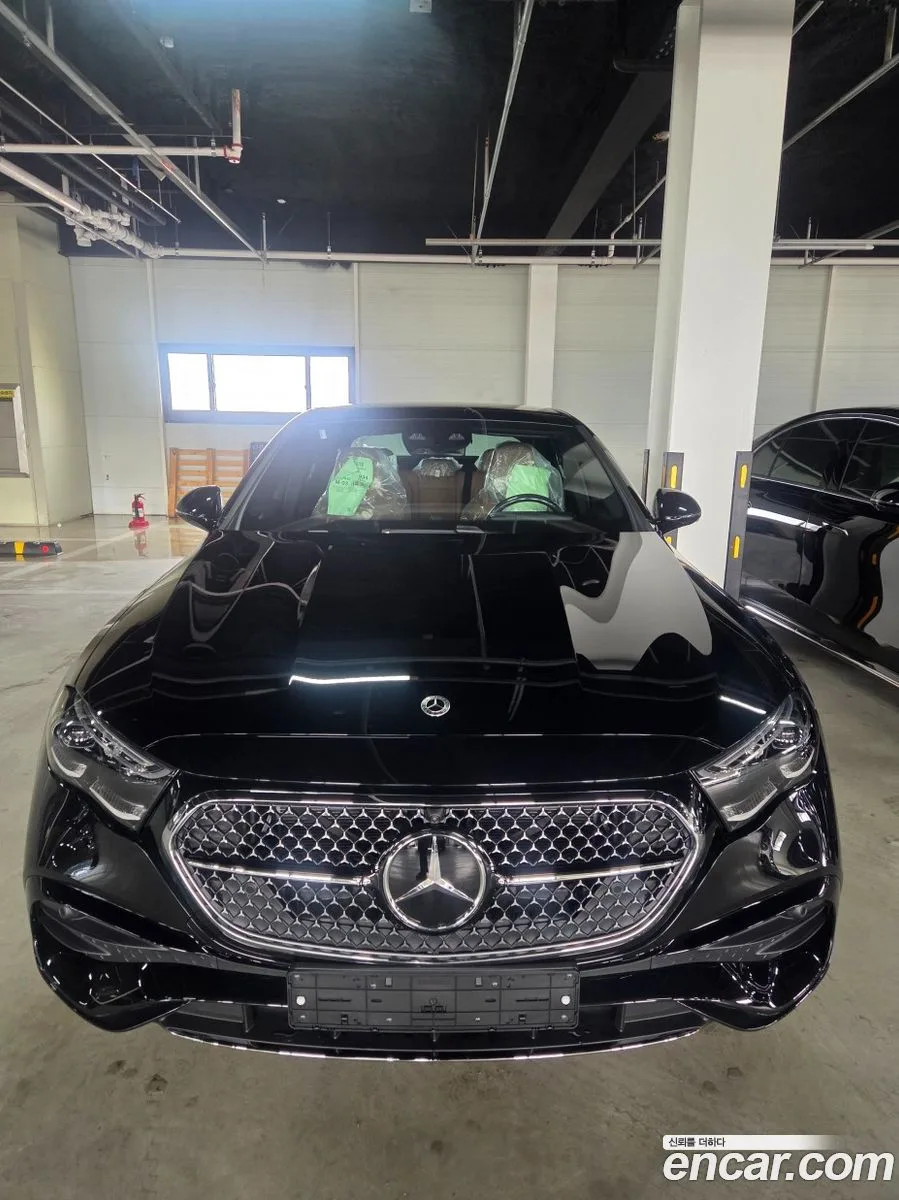 Mercedes-Benz E-Class E300 4MATIC AMG Line 2026 — фото 1, купить с доставкой в Москву