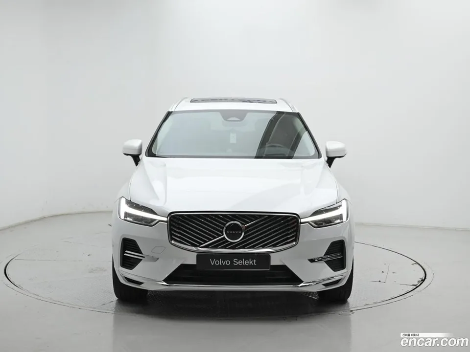 Volvo XC60 T8 2025 — миниатюра 3
