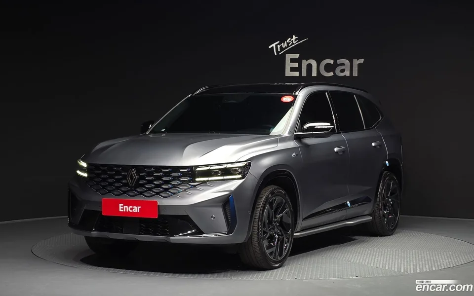 Renault Samsung Grand Koleos 1.5 E-TECH 2WD 2024 — фото 1, купить с доставкой в Москву