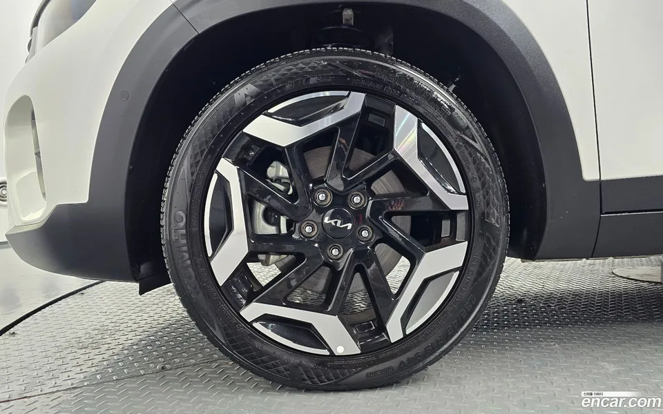 Kia Seltos 1.6 2WD 2023 — миниатюра 5