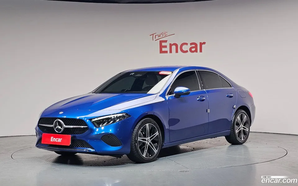 Mercedes-Benz A-Class A220 2024 — фото 1, купить с доставкой в Москву