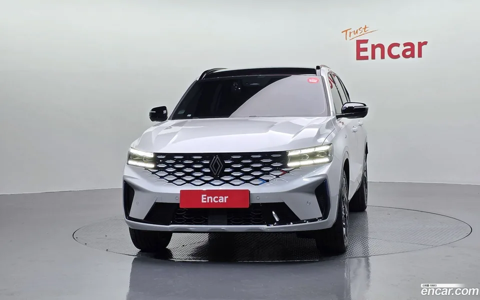 Renault Samsung Grand Koleos 1.5 E-TECH 2WD 2024 — миниатюра 3
