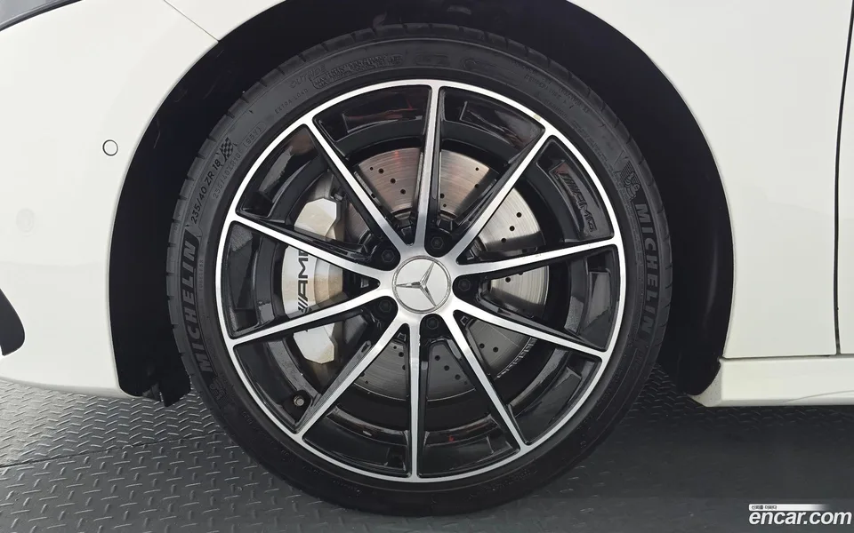 Mercedes-Benz A-Class AMG A35 4MATIC 2024 — миниатюра 2