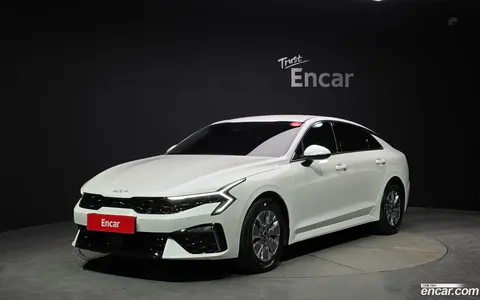 Kia K5 Hybrid 2025 buy in Moscow