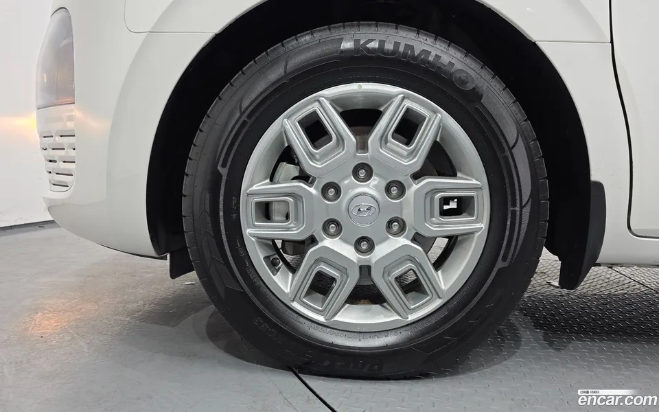 Hyundai Staria 5 2024 — миниатюра 5