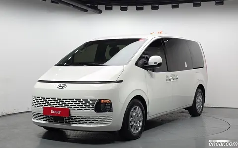 Hyundai Staria 2024 купить в Москве