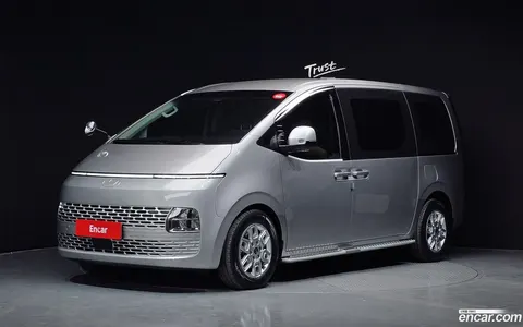 Hyundai Staria 2024 купить в Москве