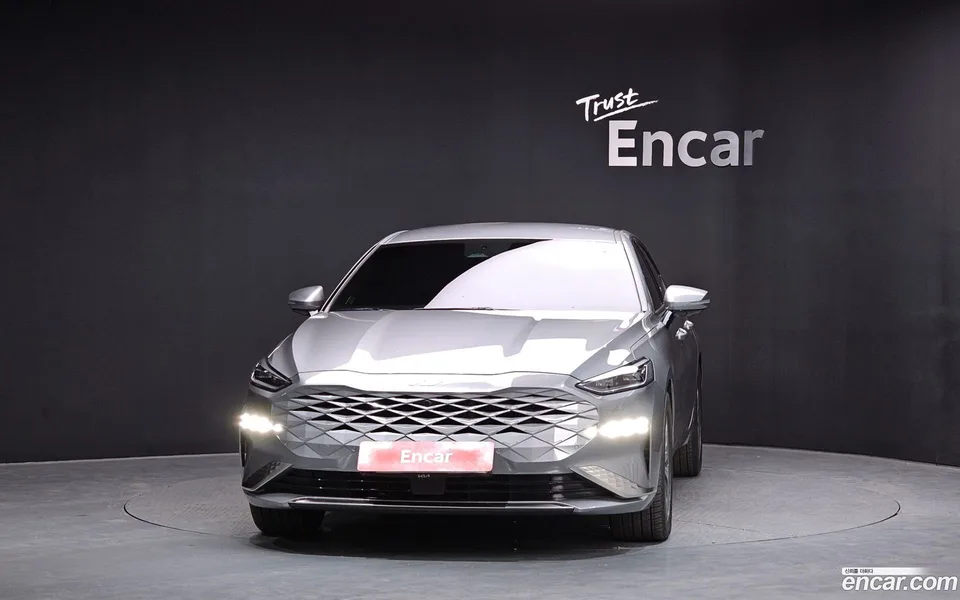 Kia K8 Hybrid 2023 — миниатюра 3