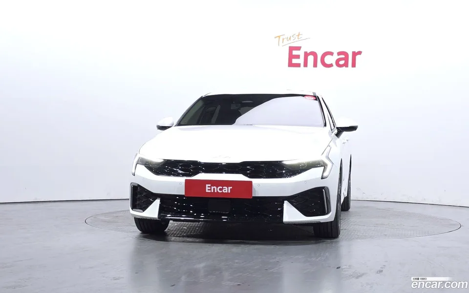 Kia K5 Hybrid 2025 — миниатюра 3